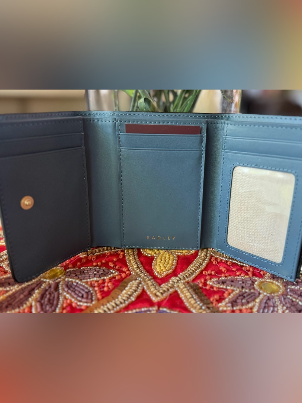 RADLEY LONDON Black Moon & Scottie medium size wallet with Blue Interior - Picture 2 of 2